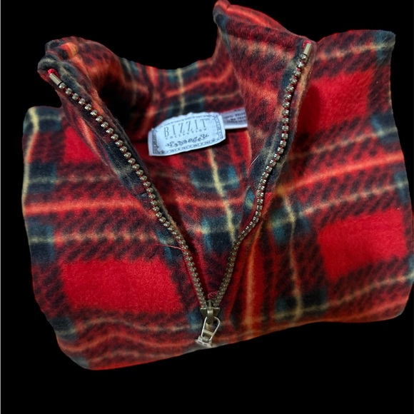 BIZZIT Collection Plaid 100% Polyester red sweater Size P/S - Picture 5 of 15